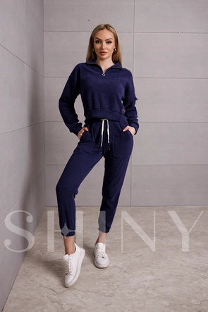 Granatowy komplet dresowy