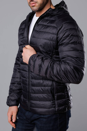 Czarna pikowana kurtka męska z kapturem