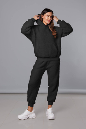 Ciepły damski komplet dresowy w kolorze czarnym