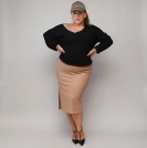 Dopasowana sukienka z bluzą plus size beż-czarny