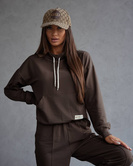 Czekoladowy bawełniany dres damski