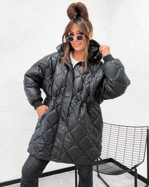 Luźna, pikowana kurtka z nieodpinanym kapturem czarna