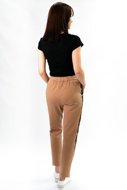 BAUMWOLLE HOSE MIT SEITLICHEM STREIFEN KARAMELL (193ART)