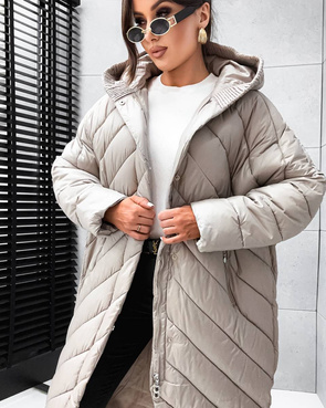 Pikowana beżowa kurtka zimowa oversize