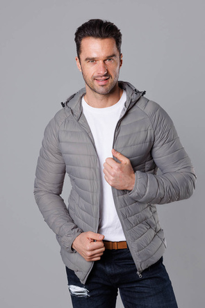 Szara pikowana kurtka męska z kapturem