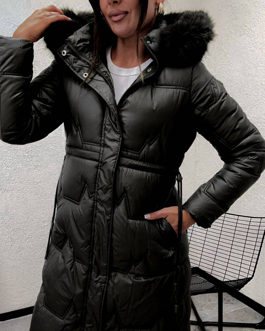 Zimowa damska kurtka czarna poniżej kolan