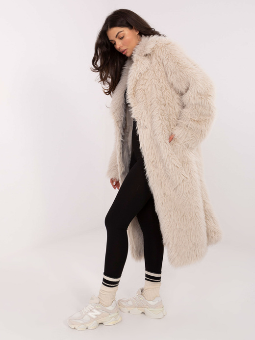 Futrzany jasnobeżowy płaszcz na zatrzaski