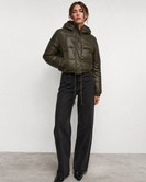 Kurtka puffer z odpinanym kapturem khaki