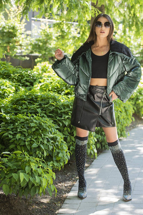 Kurtka oversize z szerokim kołnierzem zielona