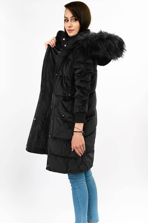 Sztruksowa zimowa kurtka damska z kapturem czarna (7764)