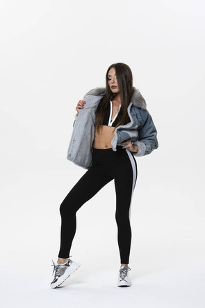 Jeansowa kurtka z futrem