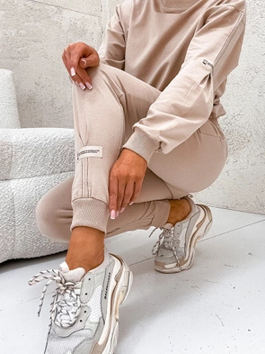 Dres damski z zaszewkami beżowy