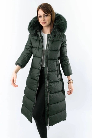 Czarna gruba kurtka zimowa plus size do kolan