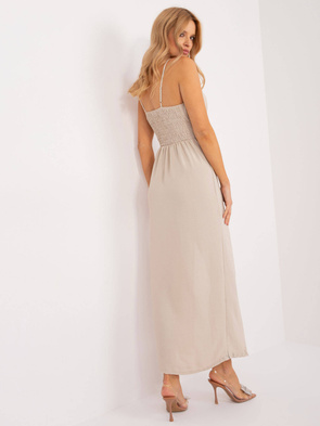 Jasnobeżowa elegancka sukienka na ramiączkach