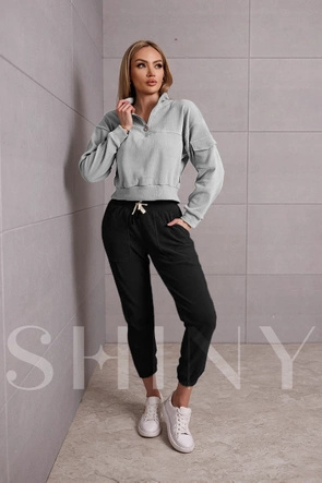 Jasnoszary komplet dresowy