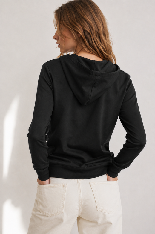 Czarna bluza dresowa z kapturem