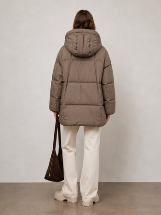 Puchowa jasnobrązowa kurtka damska oversize typu puffer