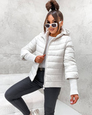 Krótka kurtka ecru z asymetrycznym dołem