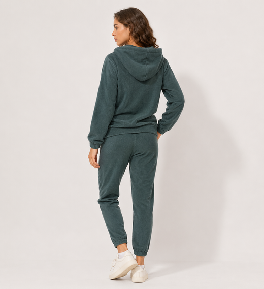 Zielony komplet dresowy damski – bluza z kapturem + spodnie 7/8