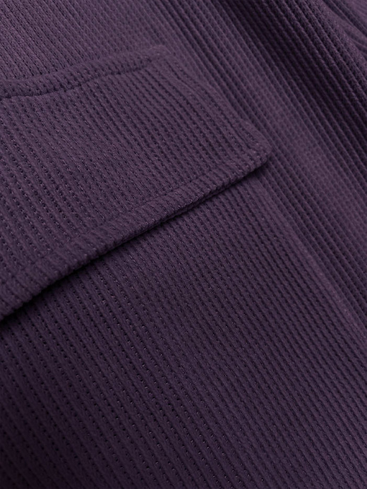 Fioletowy komplet dresowy damski – bluza ze stójką (wafel) + spodnie z kieszeniami