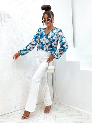 Turkusowa bluzka w kwiaty