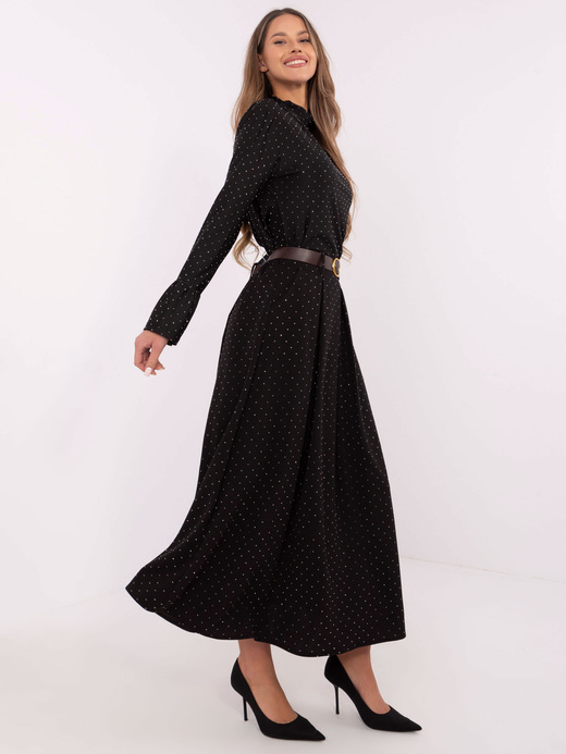 Długa czarna spódnica z aplikacją