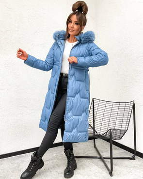 Zimowa damska kurtka niebieska poniżej kolan