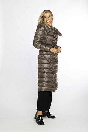 Kurtka damska z nieodpinanym kapturem camel