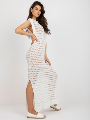 Biała plażowa sukienka maxi z dzianiny