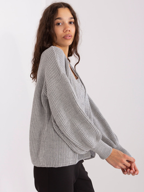 Dzianinowy szary komplet dwuczęściowy top i sweter