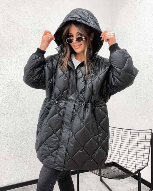 Luźna, pikowana kurtka z nieodpinanym kapturem czarna