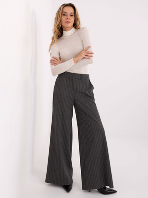 Cienki ecru golf z kaszmirem