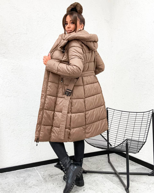 Taliowana zimowa kurtka z kapturem brąz