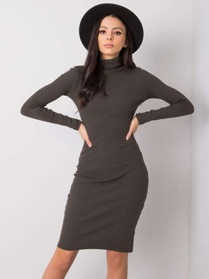 Prążkowana sukienka-golf khaki