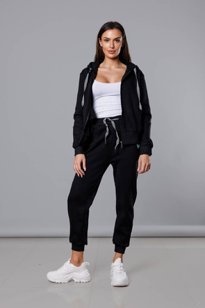 Sportowy komplet damski w kolorze czarnym