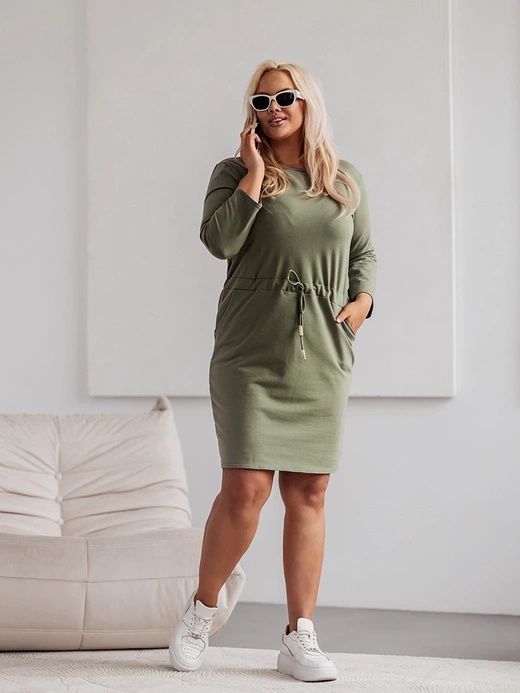 Bawełniana sukienka plus size z rękawem 3/4 khaki 