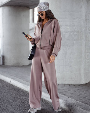 Komfortowy cappuccino komplet damski bluza + szerokie spodnie