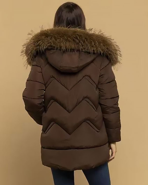 Brązowa kurtka zimowa z asymetrycznym dołem