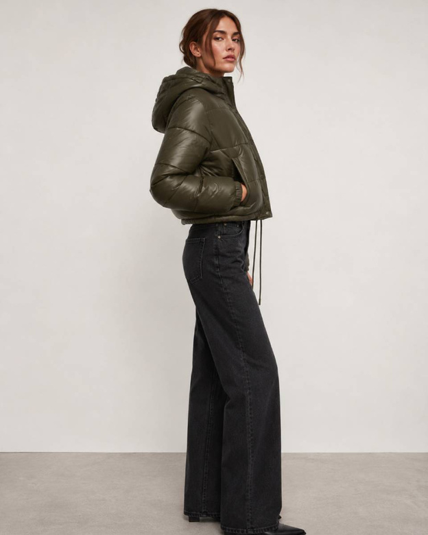 Kurtka puffer z odpinanym kapturem khaki