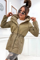 Cienka kurtka damska piaskowa z ozdobnym wykończeniem