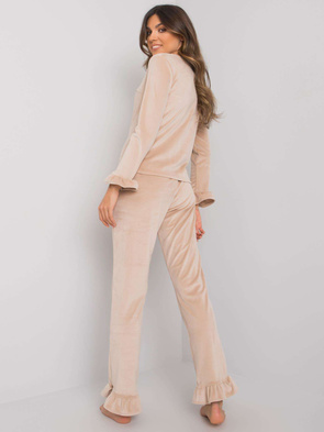 Zimowa piżama welurowa z falbankami beż