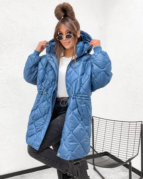 Luźna, pikowana kurtka z nieodpinanym kapturem niebieska