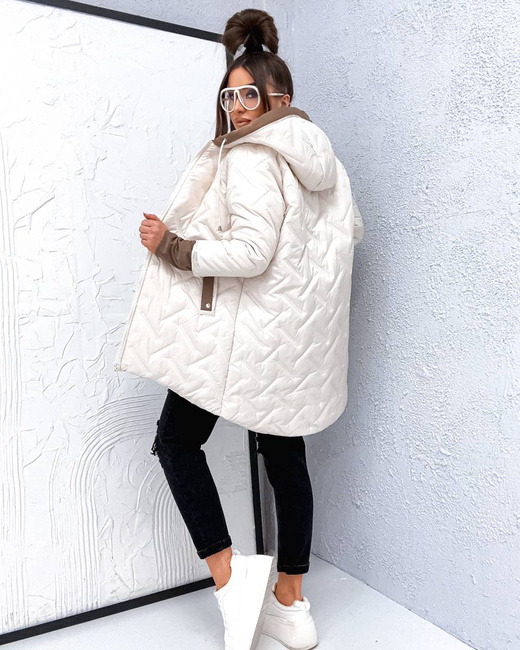 Luźna przejściowa kurtka plus size z kapturem ecru