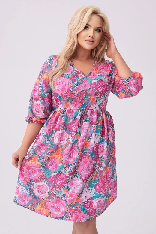 Sukienka plus size w kwiaty fuksja