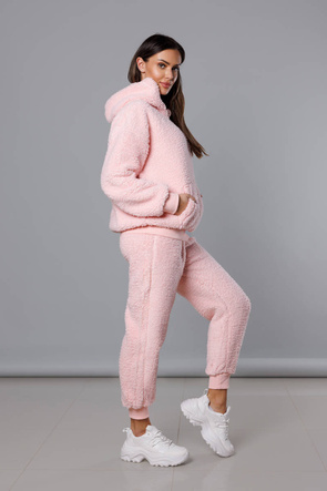 Ciepły damski komplet dresowy w kolorze różowym