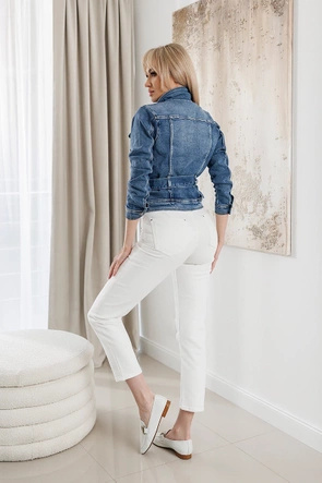 Krótka kurtka jeansowa z paskiem w kolorze niebieskim