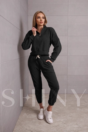 Czarny komplet dresowy