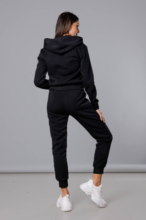 Czarno-biały dres damski z ozdobnymi pasami