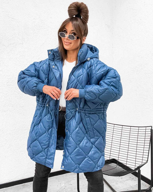 Luźna, pikowana kurtka z nieodpinanym kapturem niebieska