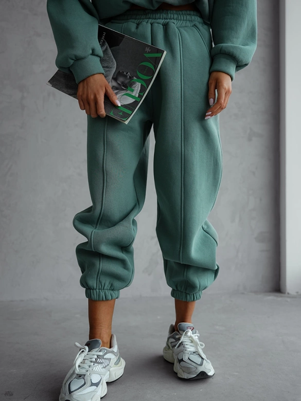 Zielony bawełniany dres damski